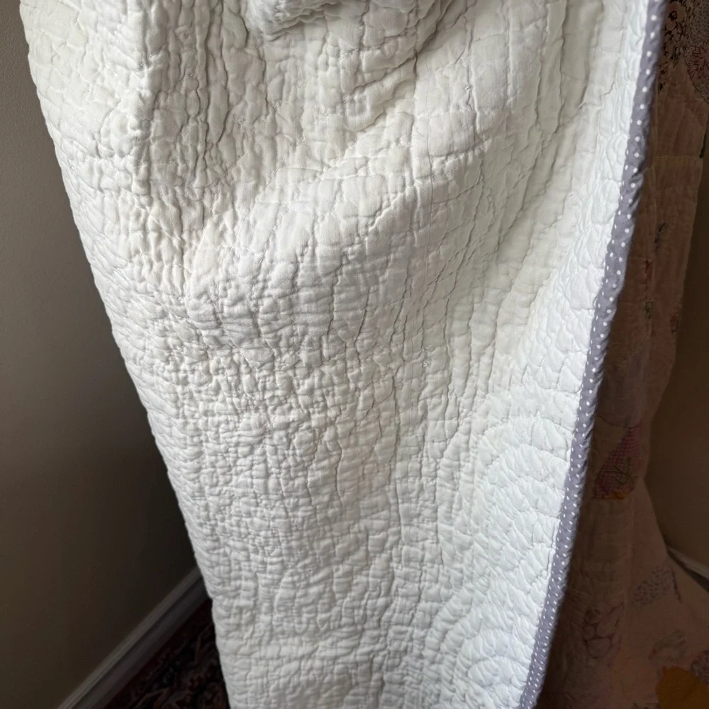1930s‎ Reworked Flower Quilt - Picture 11 of 13